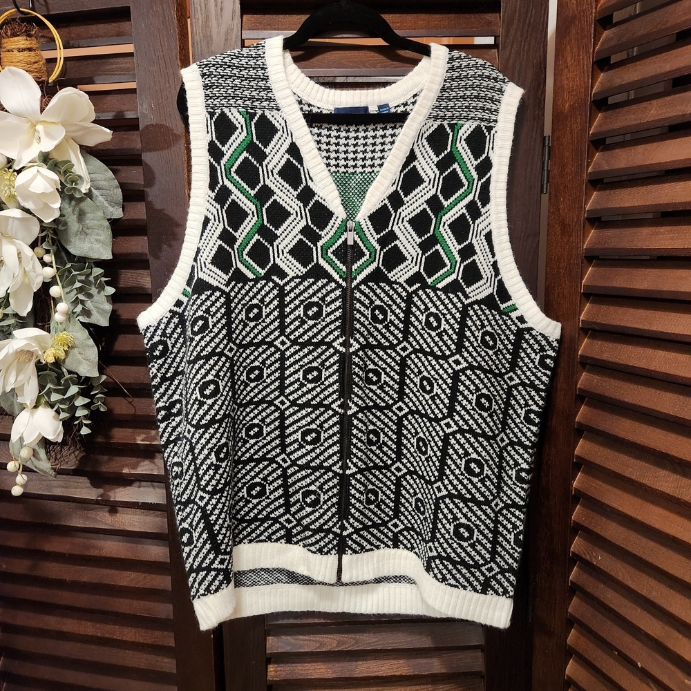 Men's Black & White Patterned Zip Vest with Green Trim